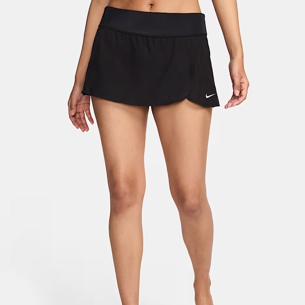 Nike Women's Black Athletic Shorts - Picture 1 of 9
